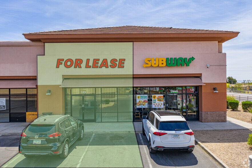 More Photos Of 1825-1855 W Greenway Rd, Phoenix Freestanding For Lease
