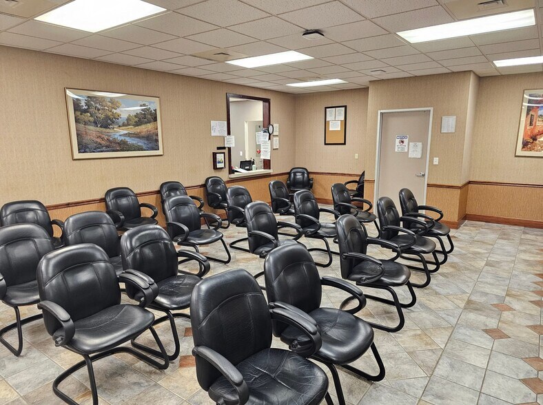 More Photos Of 4775 Hamilton Wolfe Rd, San Antonio Medical For Lease