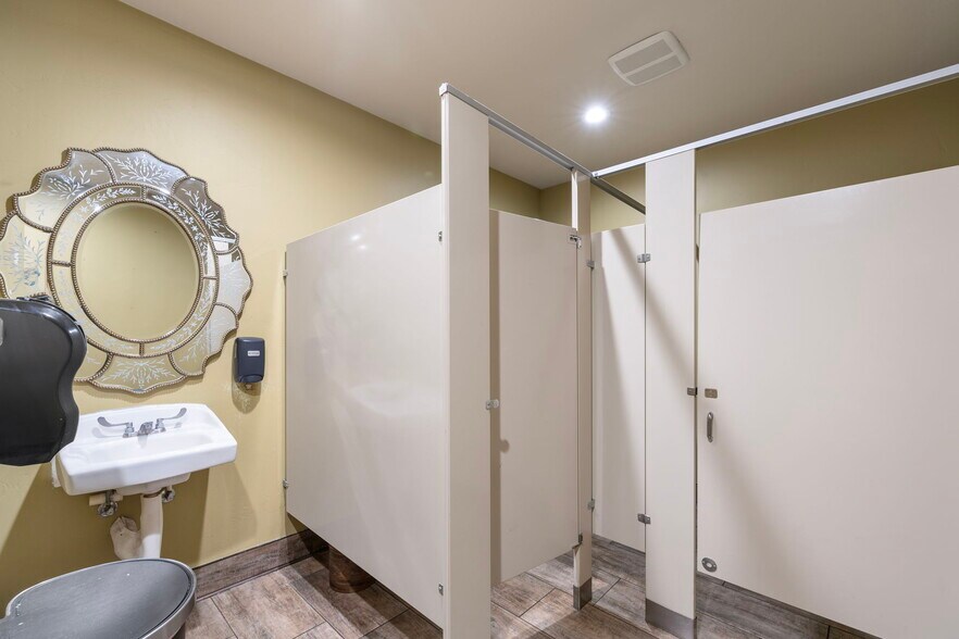More Photos Of 3767 Iowa Ave, Riverside Freestanding For Sale