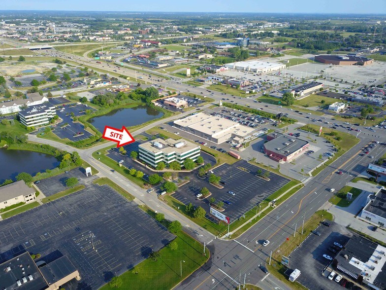 More Photos Of 8001 Broadway, Merrillville Office For Lease