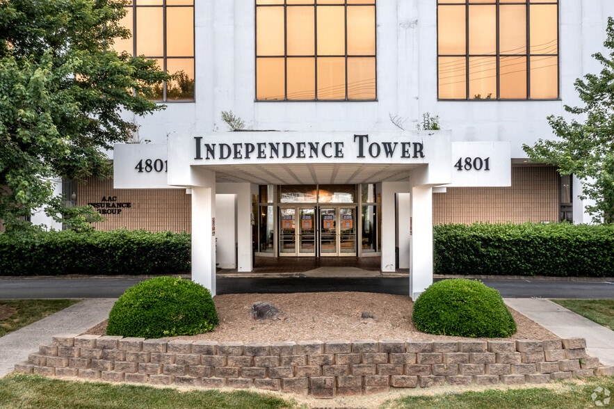 More Photos Of 4801 E Independence Blvd, Charlotte Office For Sale