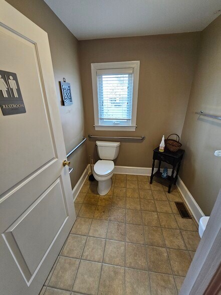 More Photos Of 1310 Bridgeville Hwy, Seaford Medical For Lease