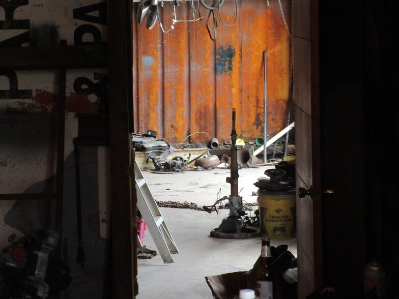 More Photos Of 2211 State Highway 69 S, Greenville Auto Repair For Lease