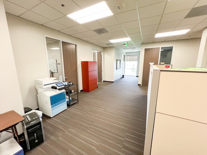 More Photos Of 6401 Holiday Hill Rd, Midland Office For Lease