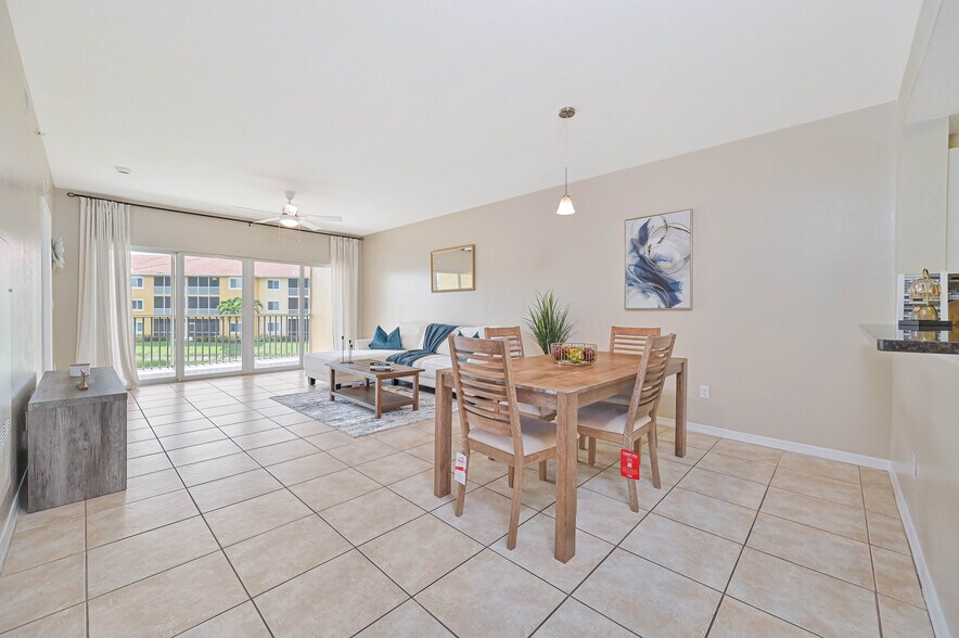 More Photos Of 10000-10030 Maddox Ln, Bonita Springs Apartments For Sale