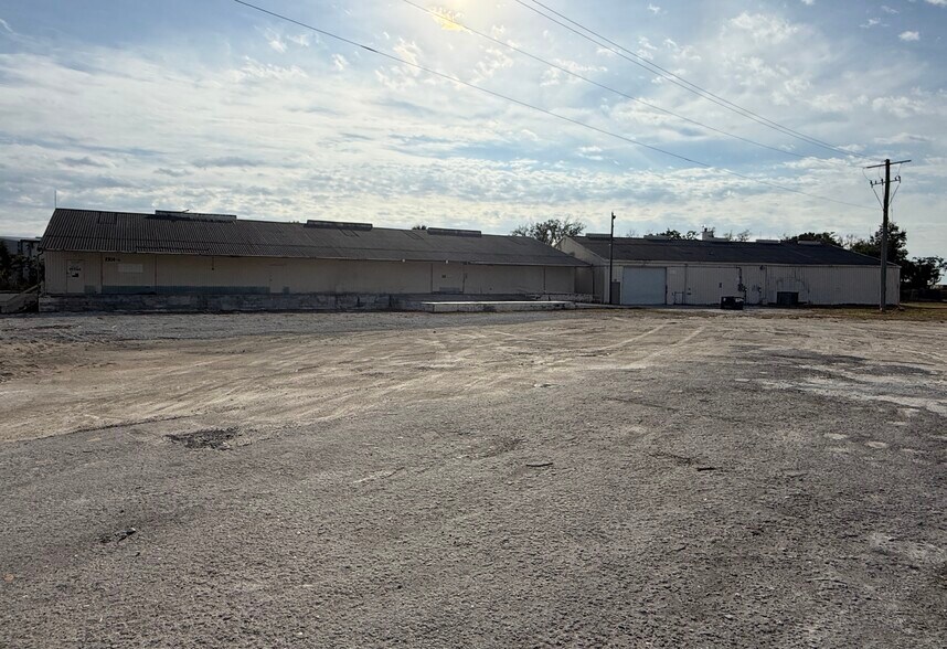 Primary Photo Of 2814 South St, Fort Myers Warehouse For Sale