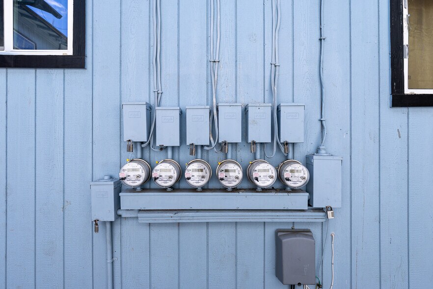 More Photos Of 815 Lopez Ln, Honolulu Apartments For Sale