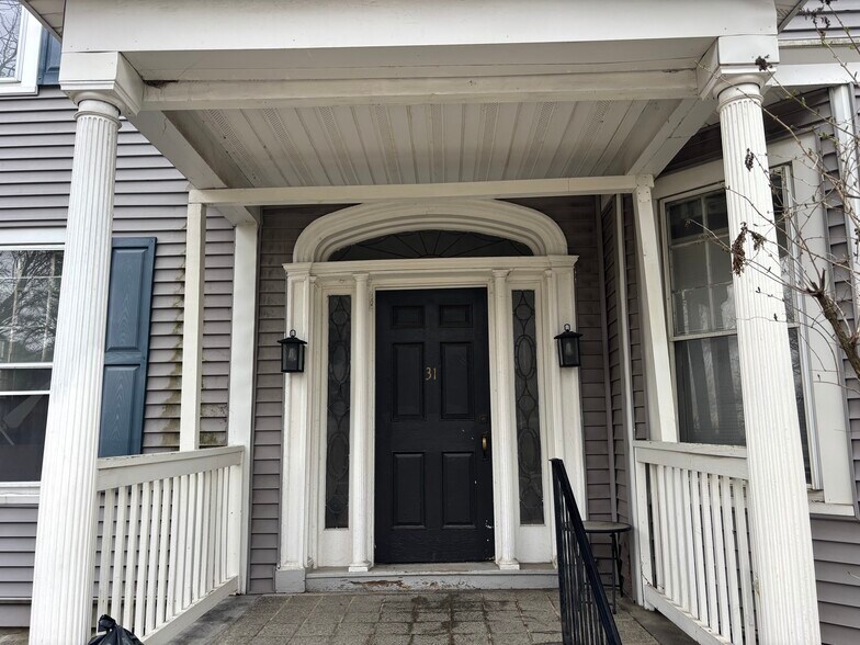 More Photos Of 31 Bartlett Ave, Pittsfield Apartments For Sale