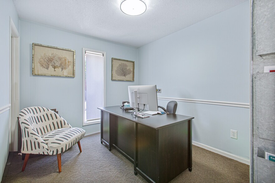 More Photos Of 924 Tall Pine Rd, Mount Pleasant Medical For Sale