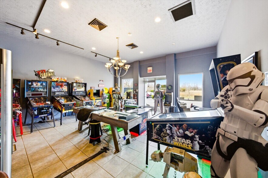 More Photos Of 2376 Business Center Cir, Sevierville Freestanding For Sale
