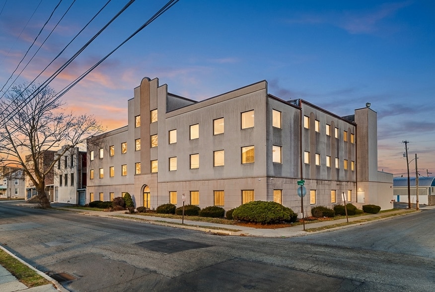 Primary Photo Of 1227 W Liberty St, Allentown Medical For Sale