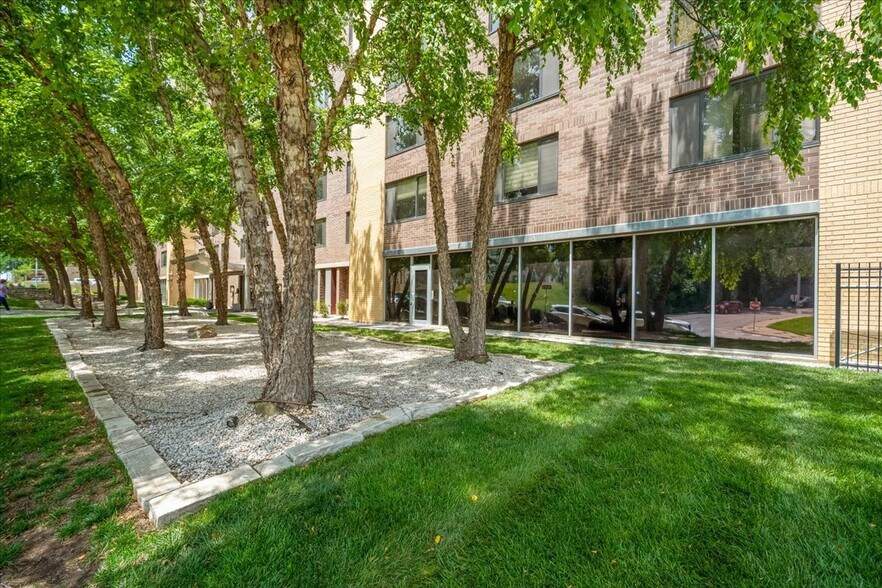 More Photos Of 600 E 8th St, Kansas City Apartments For Sale