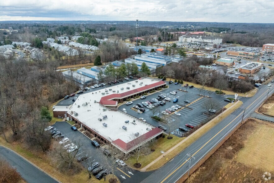 More Photos Of 104 Plumtree Rd, Bel Air Medical For Lease