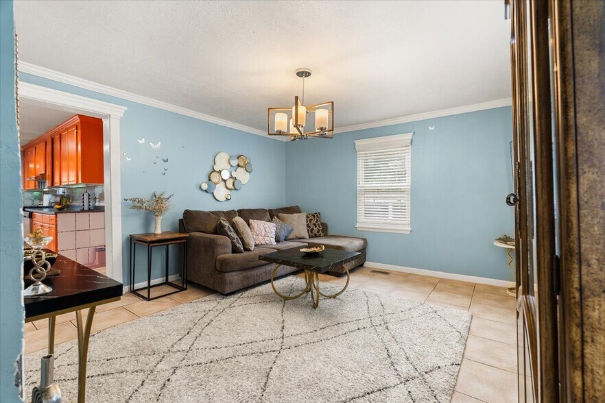 More Photos Of 528 Washington Ave NE, Marietta Office For Sale