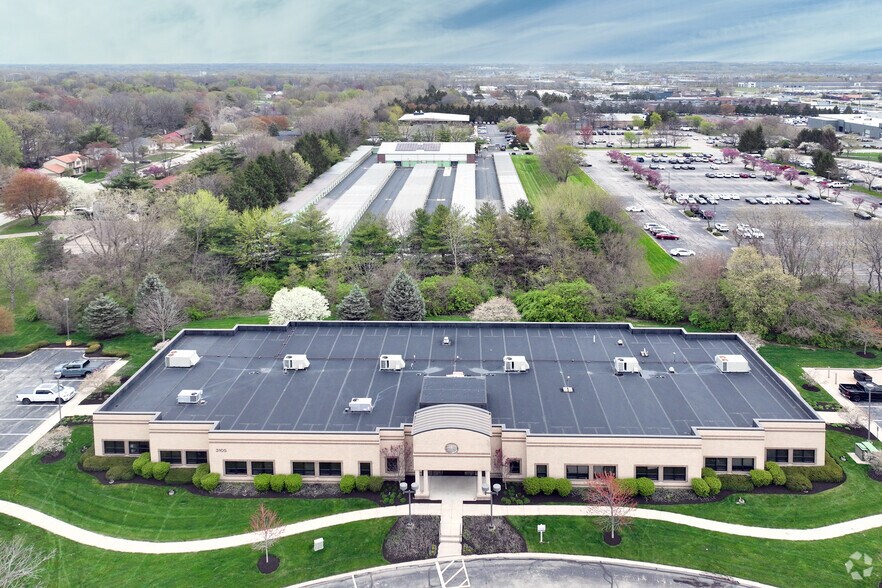 More Photos Of 3021 E 98th St, Indianapolis Unknown For Lease