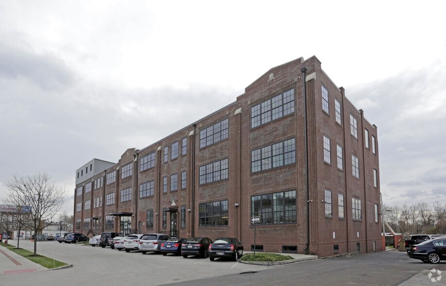 More Photos Of 910 E Main St, Norristown Office For Lease