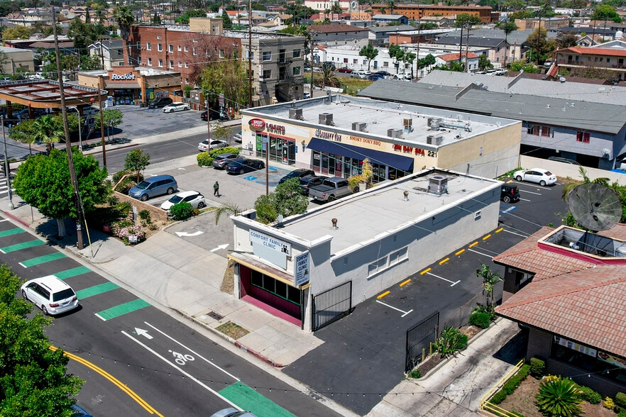 Primary Photo Of 215-229 W Anaheim St, Wilmington Restaurant For Lease