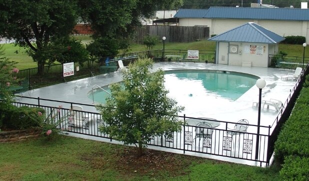 More Photos Of 1407 E Rusk St, Jacksonville Hotel For Sale