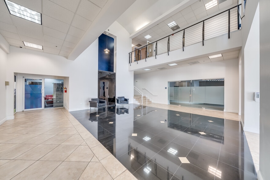 More Photos Of 7500 NW 25th St, Miami Office For Sale