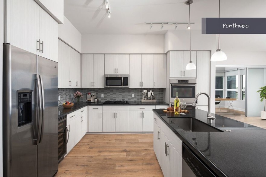 More Photos Of 7350 E Stetson Dr, Scottsdale Apartments For Lease