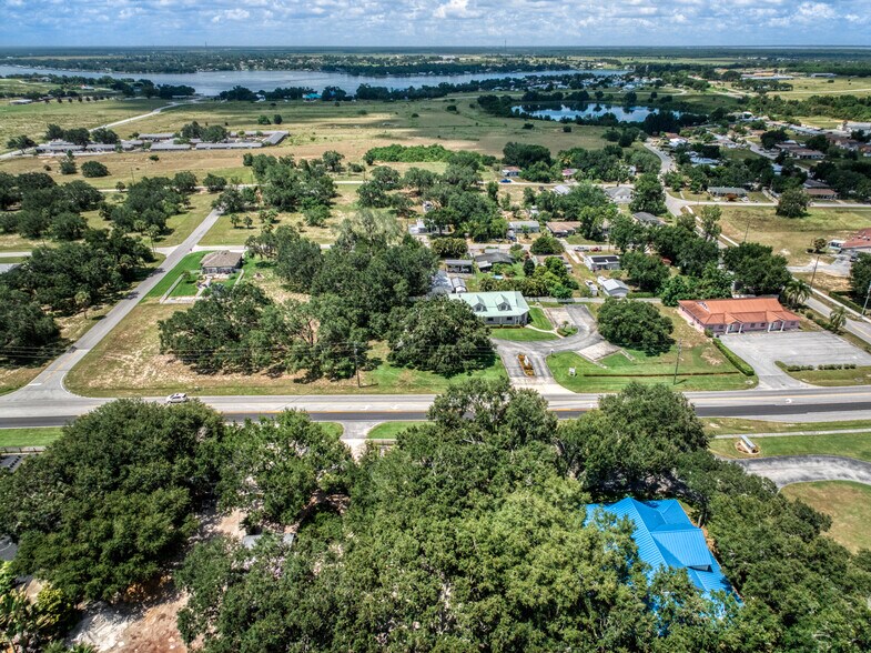 More Photos Of 405 W Interlake Blvd, Lake Placid Office For Sale