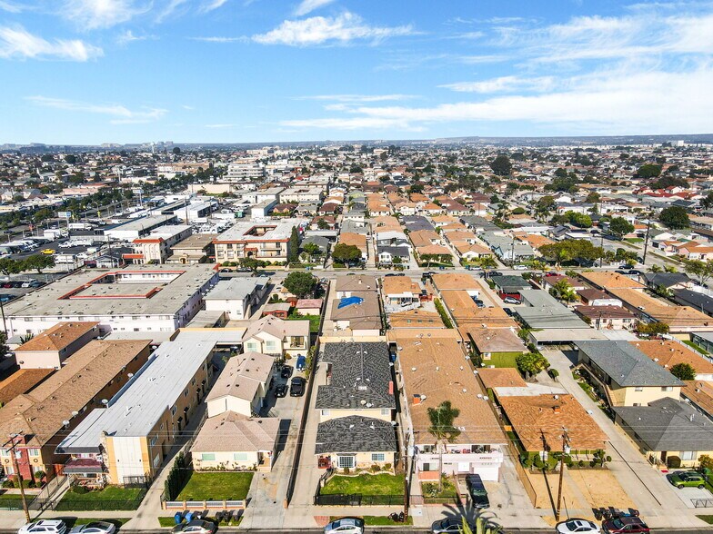 More Photos Of 4351 W 142nd St, Hawthorne Apartments For Sale