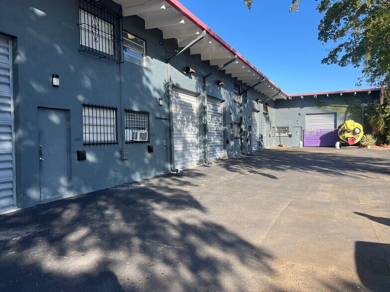More Photos Of 1325-1343 NE 119th St, Miami Warehouse For Lease