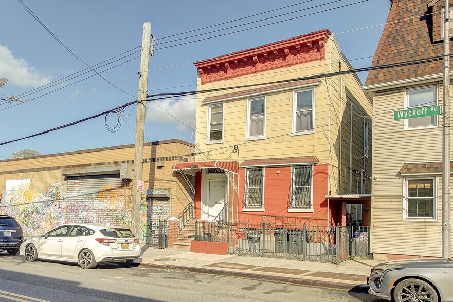 More Photos Of 1055 Wyckoff Ave, Ridgewood Multifamily For Sale