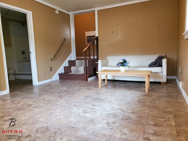 More Photos Of 138 Grey Moss Ct, Ingram Apartments For Sale