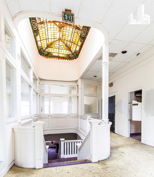 More Photos Of 522 Grant Ave, San Francisco Storefront Retail Residential For Sale