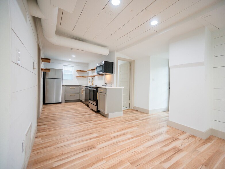 More Photos Of 5740-5742 Llano Ave, Dallas Apartments For Sale