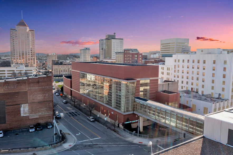 Primary Photo Of 120 Salem Ave SW, Roanoke Warehouse For Sale