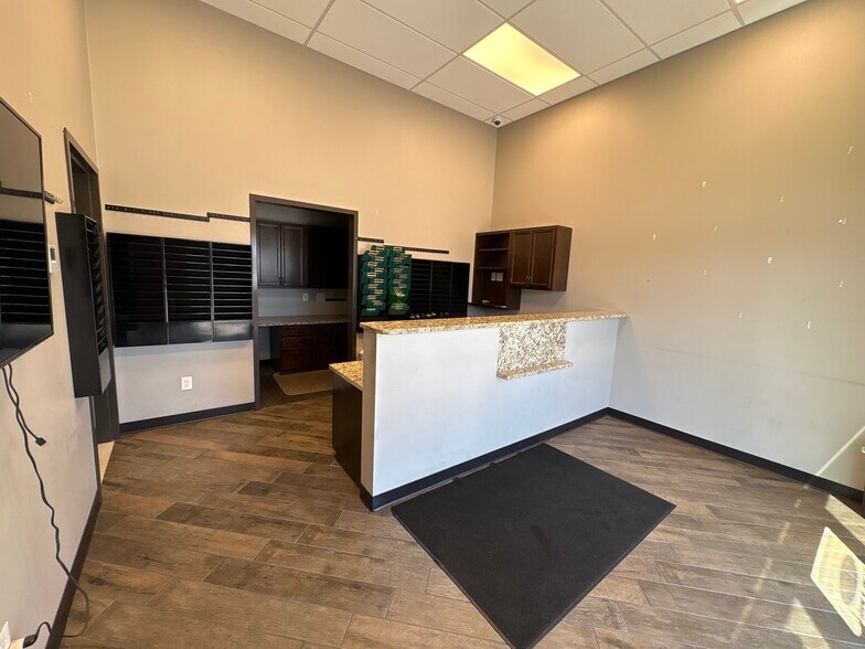 More Photos Of 2206 IFCU Way way, Lafayette Auto Repair For Sale