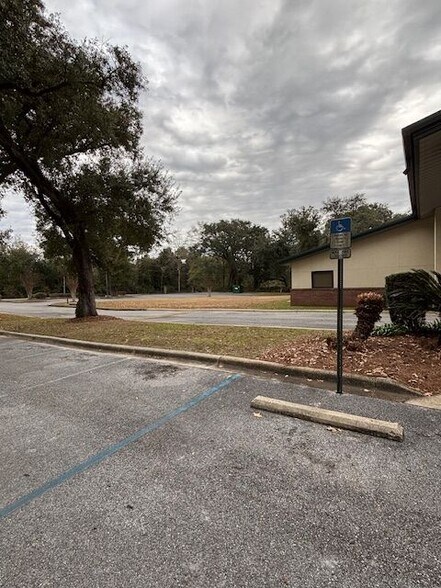 More Photos Of 2360 S Highway 29, Cantonment Medical For Sale