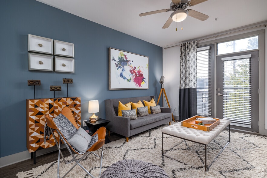 More Photos Of 930 Howell Mill Rd NW, Atlanta Apartments For Lease