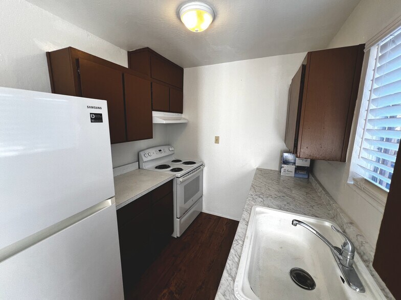 More Photos Of 7111 Marsh Way, Cotati Apartments For Sale