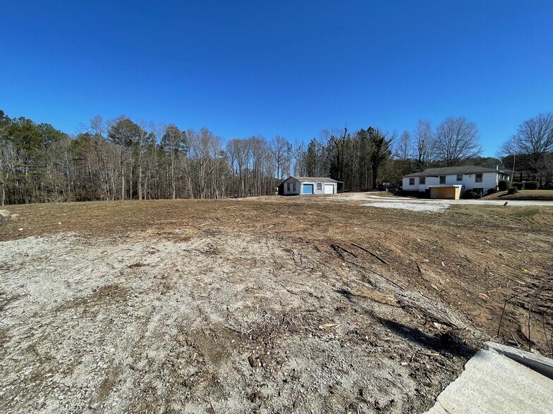 More Photos Of 2038 Fairburn Rd, Douglasville Land For Sale