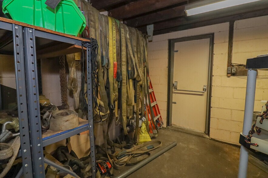 More Photos Of 704 California Ave, Rochester Industrial For Sale