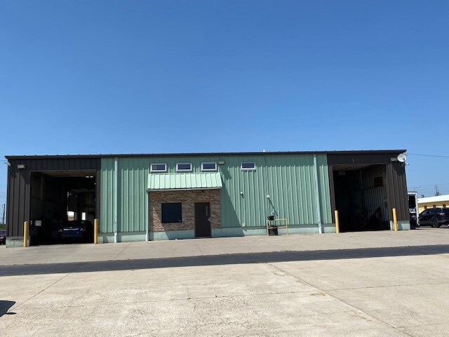 More Photos Of 600 Meyer Rd, Celina Flex For Lease