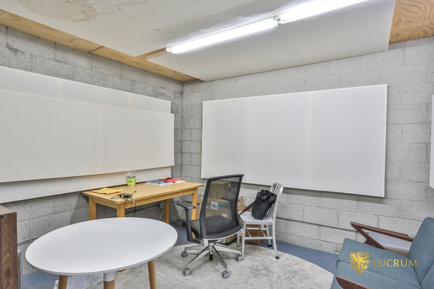 More Photos Of 12513-12515 Venice Blvd, Los Angeles Storefront For Sale