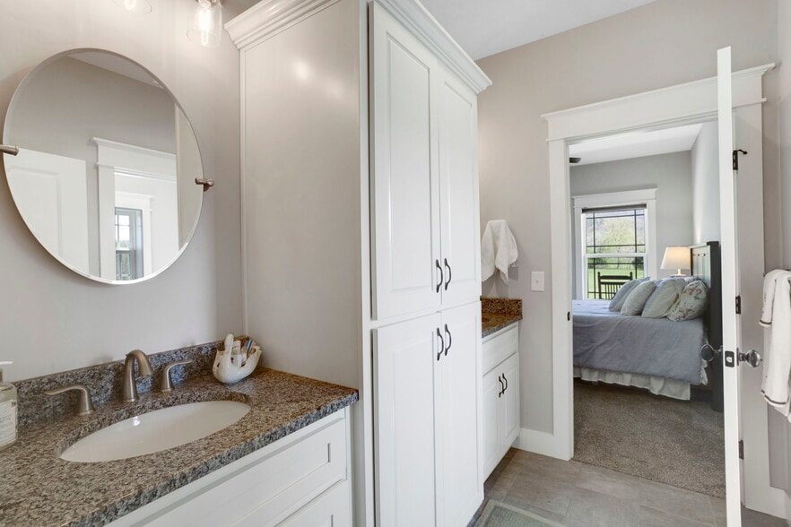 More Photos Of , Young Harris Specialty For Sale