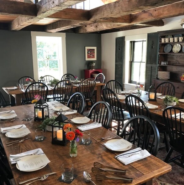 More Photos Of 126 S Main St, Wolfeboro Storefront Retail Residential For Sale