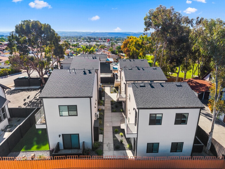 More Photos Of 832 Desty St, San Diego Apartments For Sale