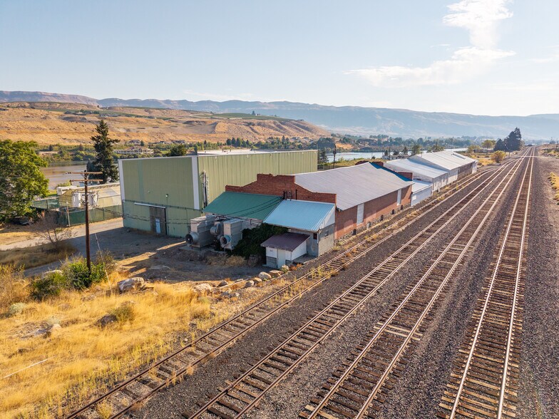 More Photos Of 623 Goose Rock Ln, Malaga Industrial For Sale