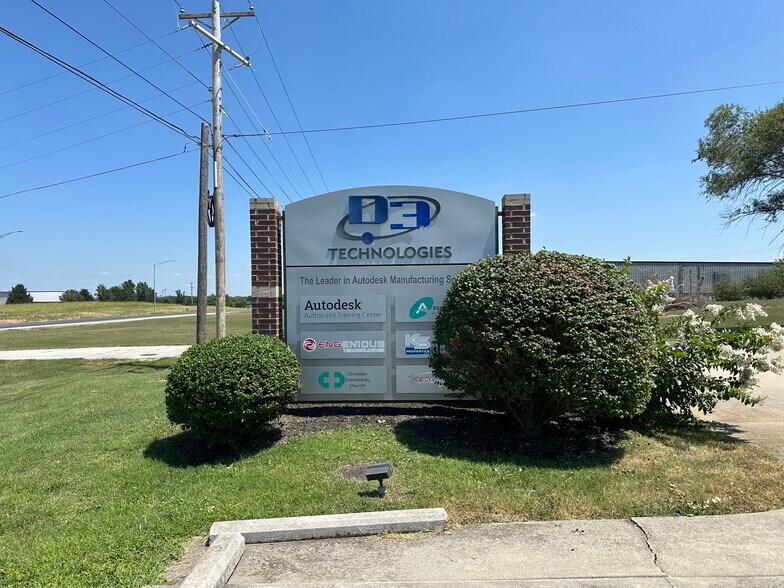 More Photos Of 4600 W Kearney St, Springfield Office For Lease