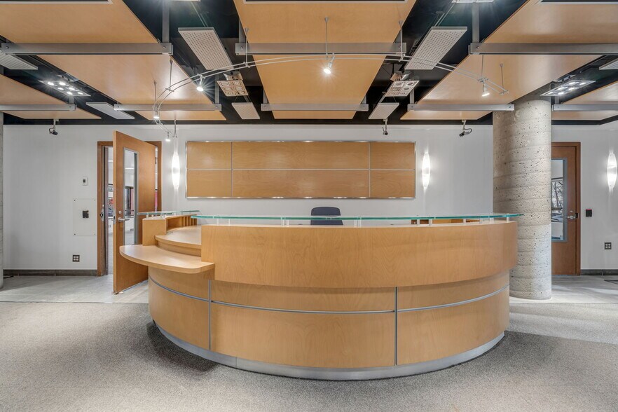 More Photos Of 6500 Boul Guillaume-Couture, Lévis Office For Lease