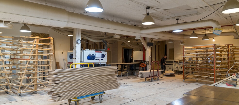 More Photos Of 1891 Park Ave, New York Manufacturing For Sale