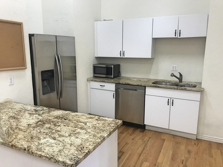 More Photos Of 1526 Blake St, Denver Office For Lease