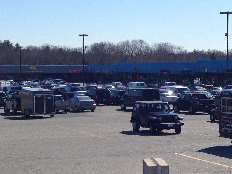 More Photos Of 799 S Main St, Bellingham Unknown For Lease