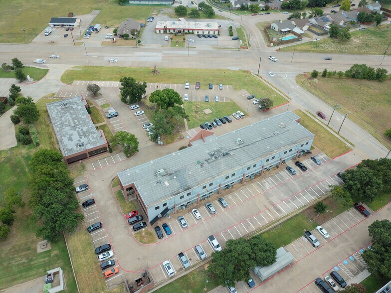 More Photos Of 1022 S Greenville Ave, Allen Unknown For Lease